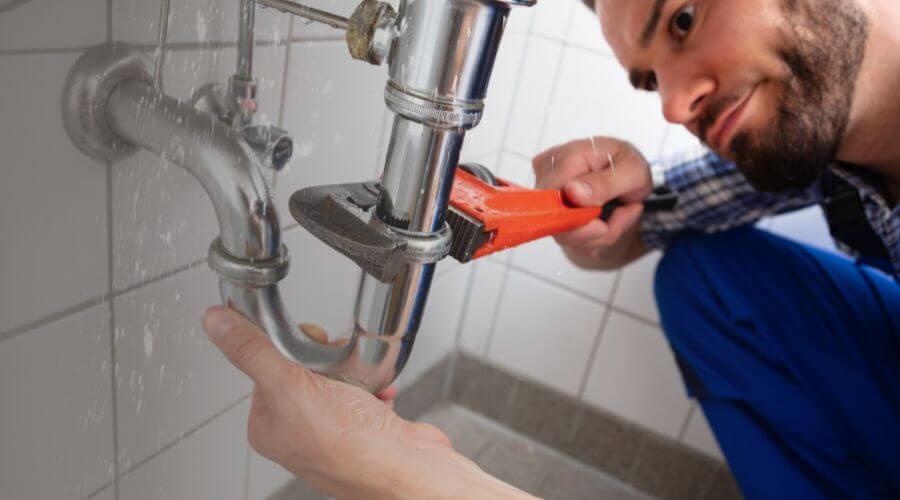 Expert burst pipe repair services in Menahga, MN